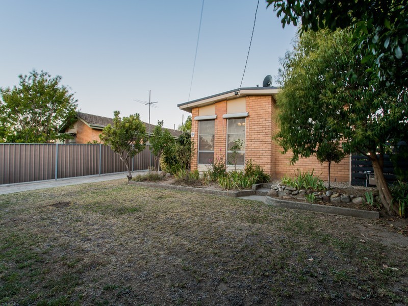 30 MELROSE DRIVE, Wodonga VIC 3690