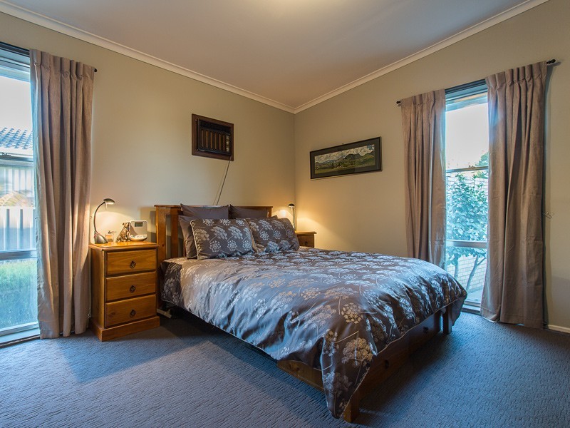 30 MELROSE DRIVE, Wodonga VIC 3690