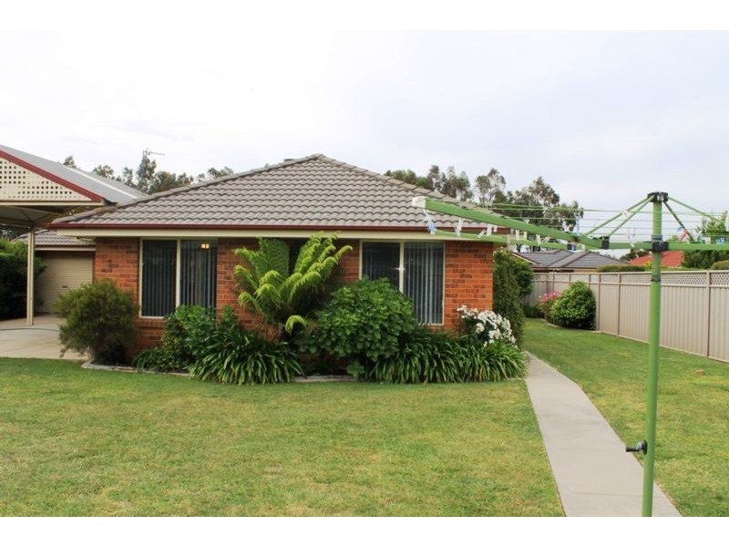 1 SLICE COURT, Wodonga VIC 3690