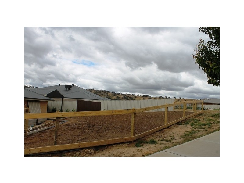 1 INNISBROOK AVENUE, Wodonga VIC 3690