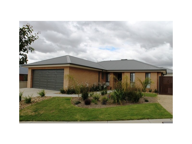 1 INNISBROOK AVENUE, Wodonga VIC 3690