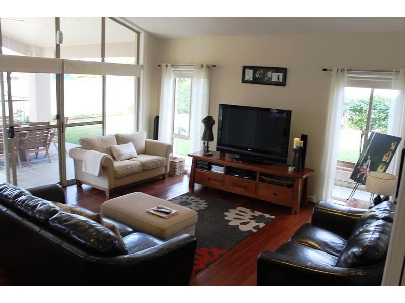 5 WILLOUGHBY AVENUE, Wodonga VIC 3690