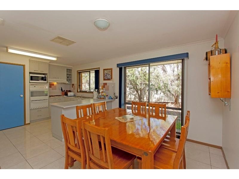 6 BENT PLACE, Wodonga VIC 3690