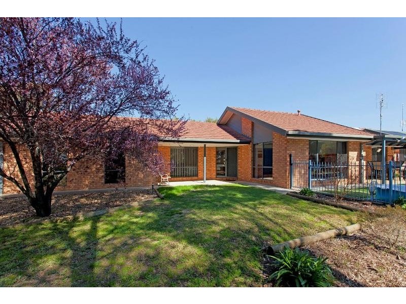 6 BENT PLACE, Wodonga VIC 3690