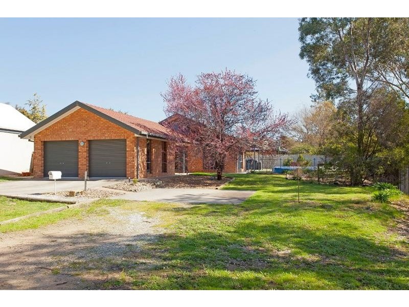 6 BENT PLACE, Wodonga VIC 3690