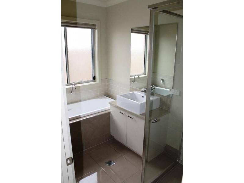 1/2A WARWICK ROAD, Wodonga VIC 3690