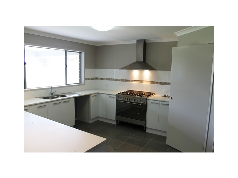 29 WHITELEY CIRCUIT, Baranduda VIC 3691