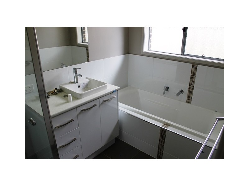 29 WHITELEY CIRCUIT, Baranduda VIC 3691