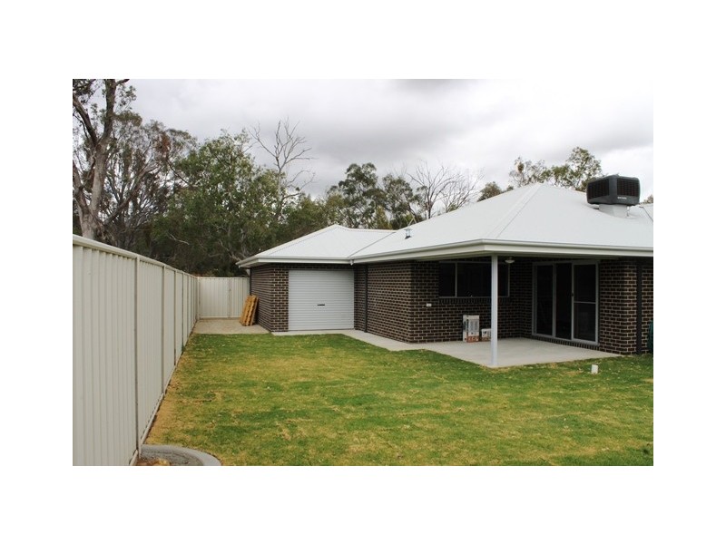 29 WHITELEY CIRCUIT, Baranduda VIC 3691