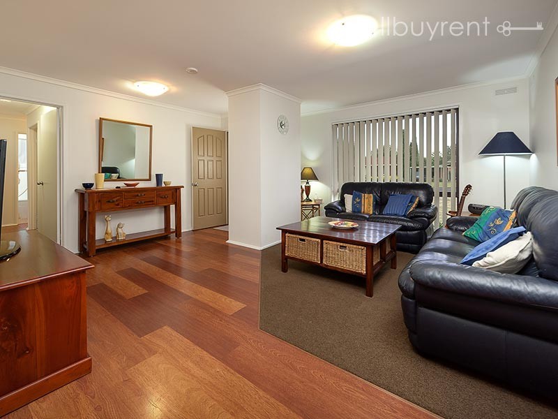 4 WILTSHIRE CRESCENT, Wodonga VIC 3690