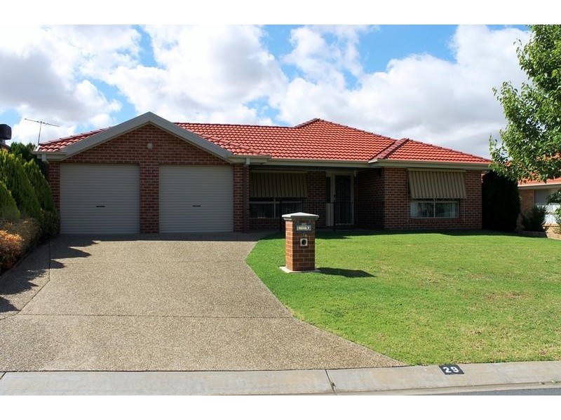 29 WINNELL COURT, Thurgoona NSW 2640