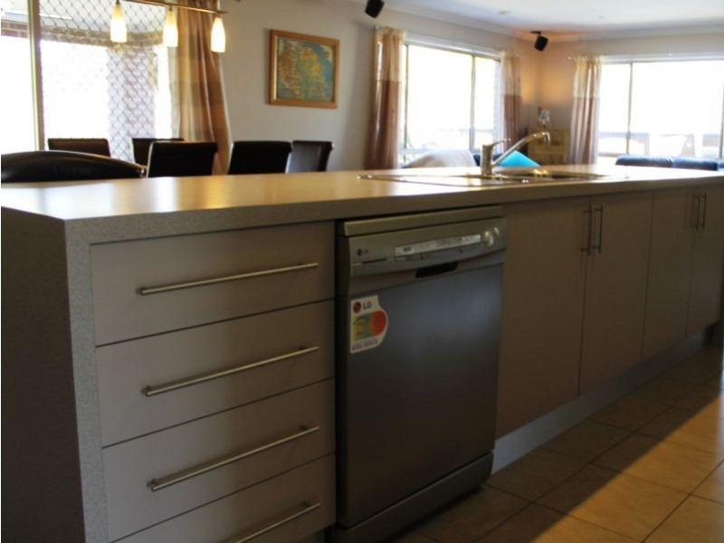 131 DE KERILLEAU DRIVE, Wodonga VIC 3690