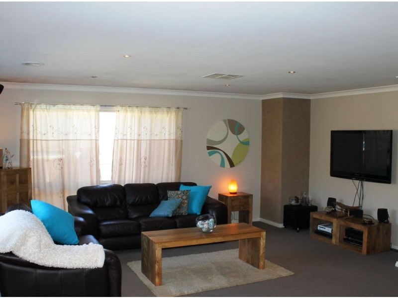 131 DE KERILLEAU DRIVE, Wodonga VIC 3690