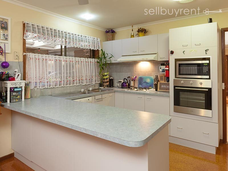 31 ROADSHOW DRIVE, Wodonga VIC 3690