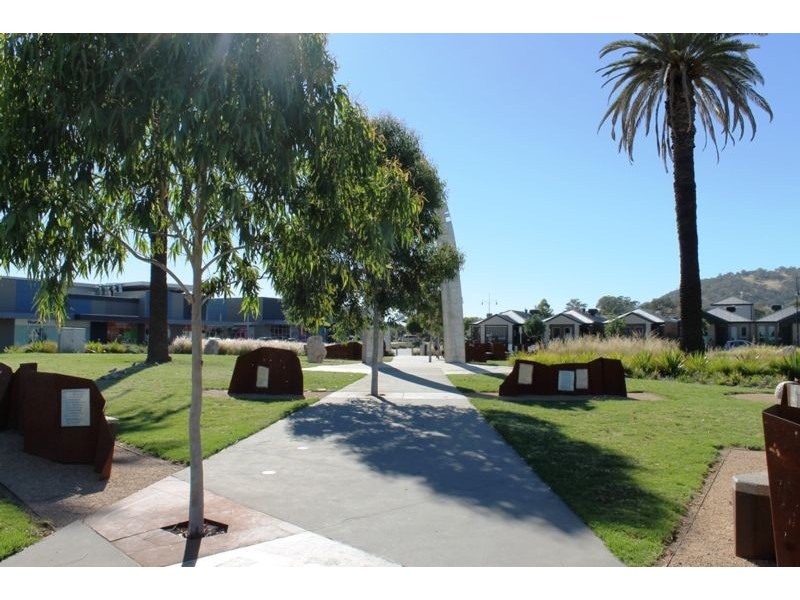 43 KELLIHER AVENUE, Wodonga VIC 3690