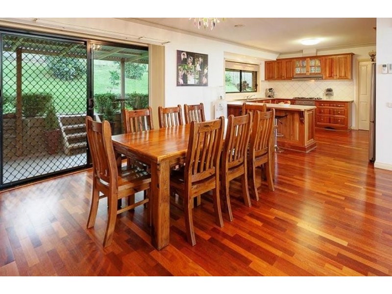 22 AVONDALE DRIVE, Wodonga VIC 3690