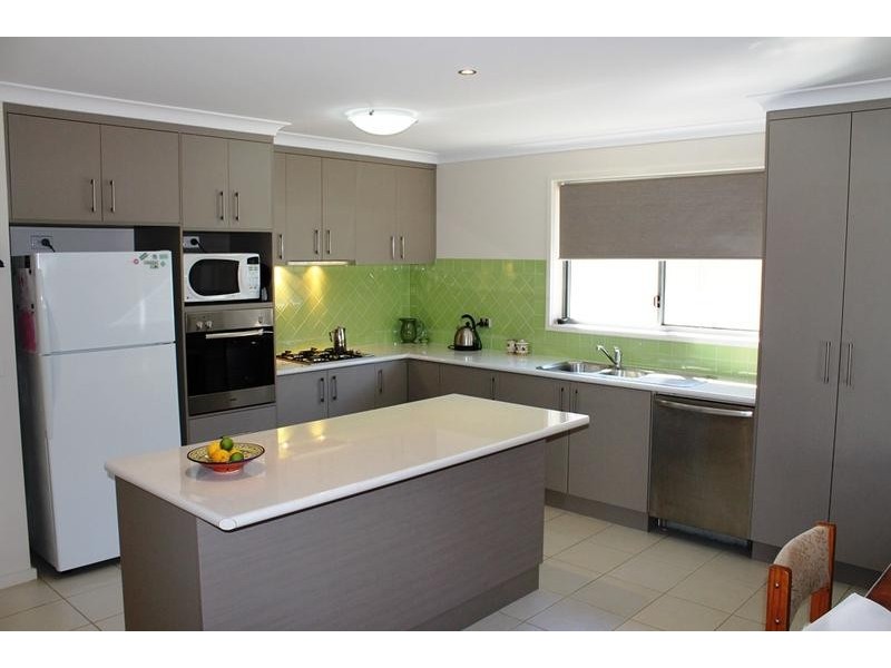 43 KELLIHER AVENUE, Wodonga VIC 3690