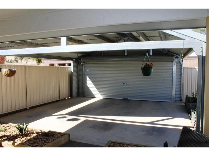 43 KELLIHER AVENUE, Wodonga VIC 3690