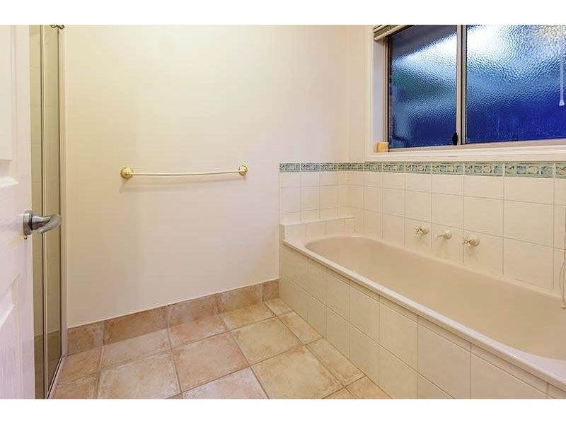 8 PATTERSON AVENUE, Baranduda VIC 3691