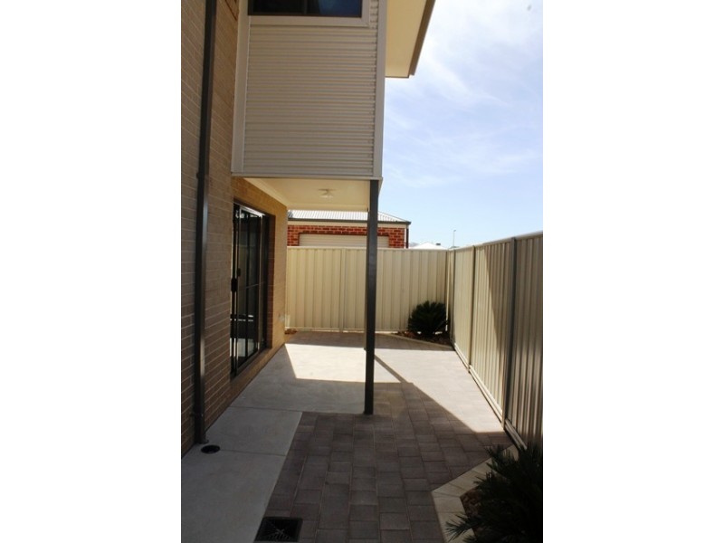6 DAINTREE WAY, Wodonga VIC 3690