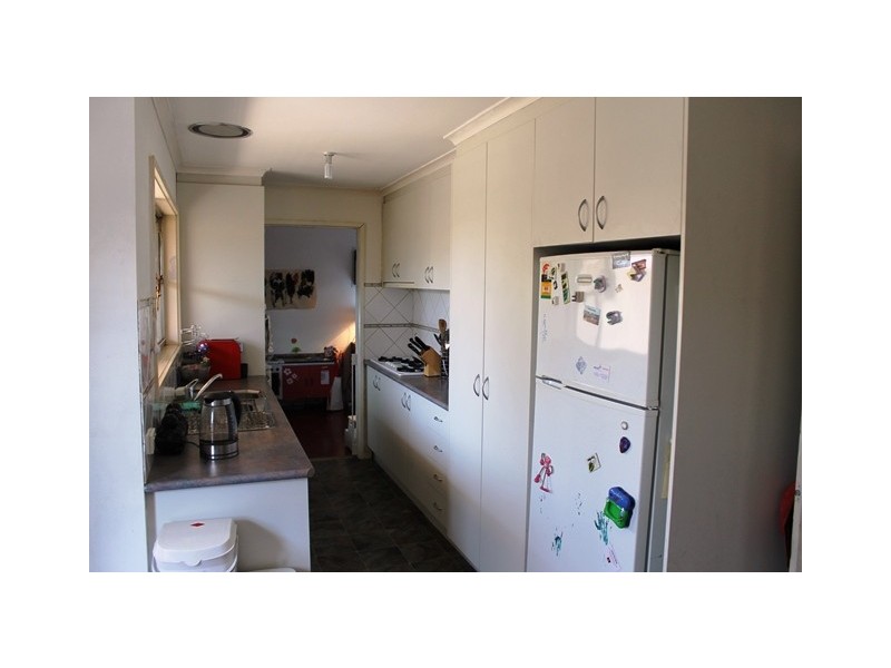 76 TRUDEWIND ROAD, Wodonga VIC 3690