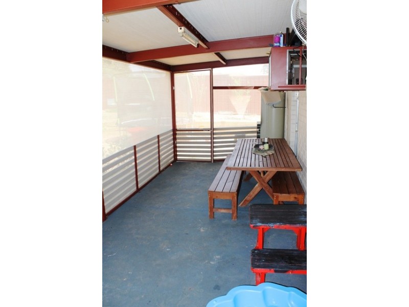 76 TRUDEWIND ROAD, Wodonga VIC 3690