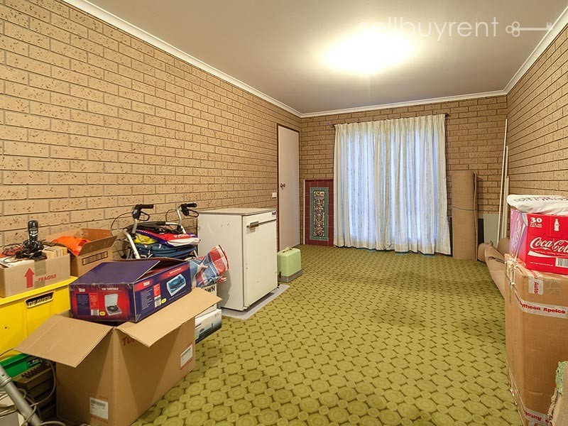 11 BEARD CRESCENT, Wodonga VIC 3690