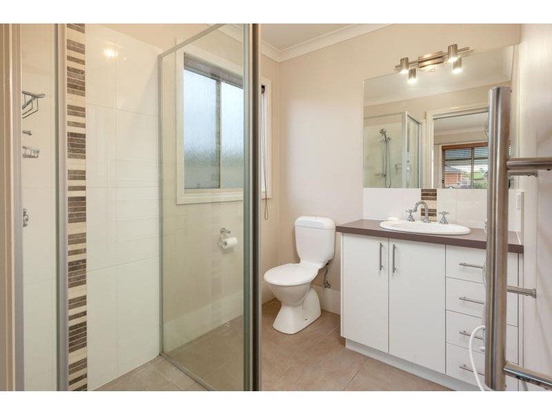 131 DE KERILLEAU DRIVE, Wodonga VIC 3690