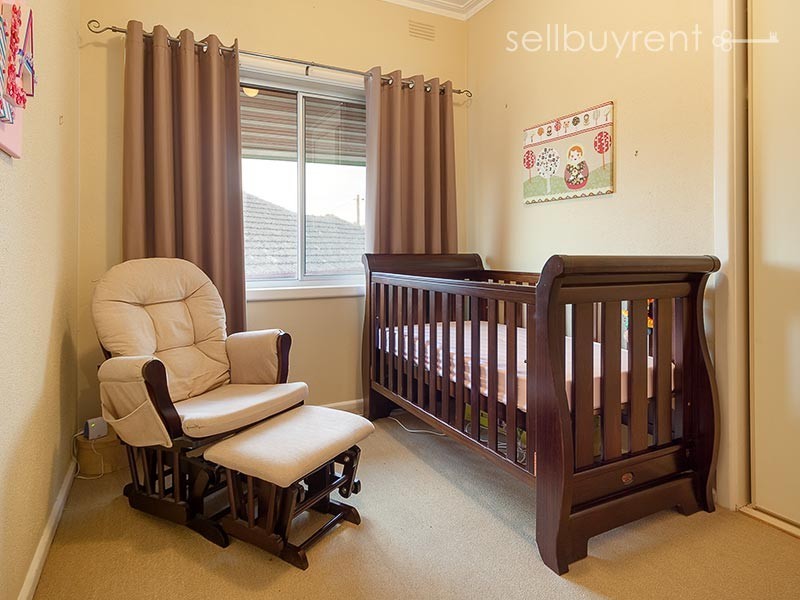 387 ALANA STREET, Albury NSW 2640