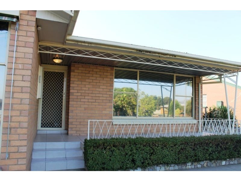 16 MELROSE DRIVE, Wodonga VIC 3690