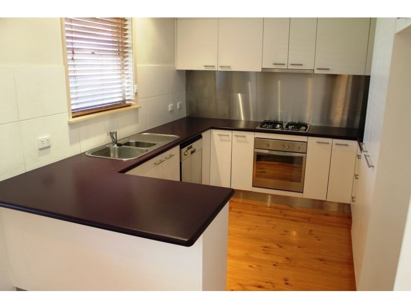 16 MELROSE DRIVE, Wodonga VIC 3690