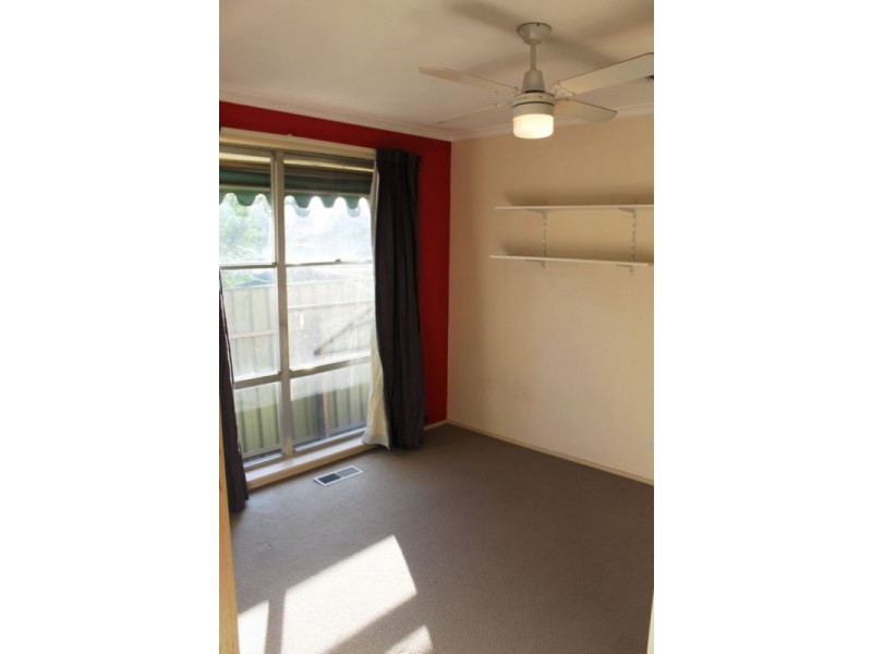 16 MELROSE DRIVE, Wodonga VIC 3690
