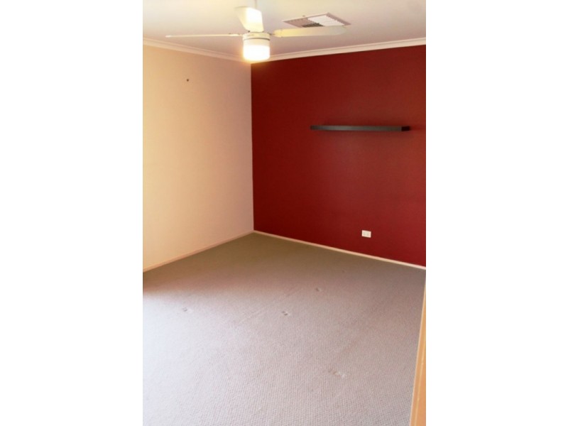 16 MELROSE DRIVE, Wodonga VIC 3690