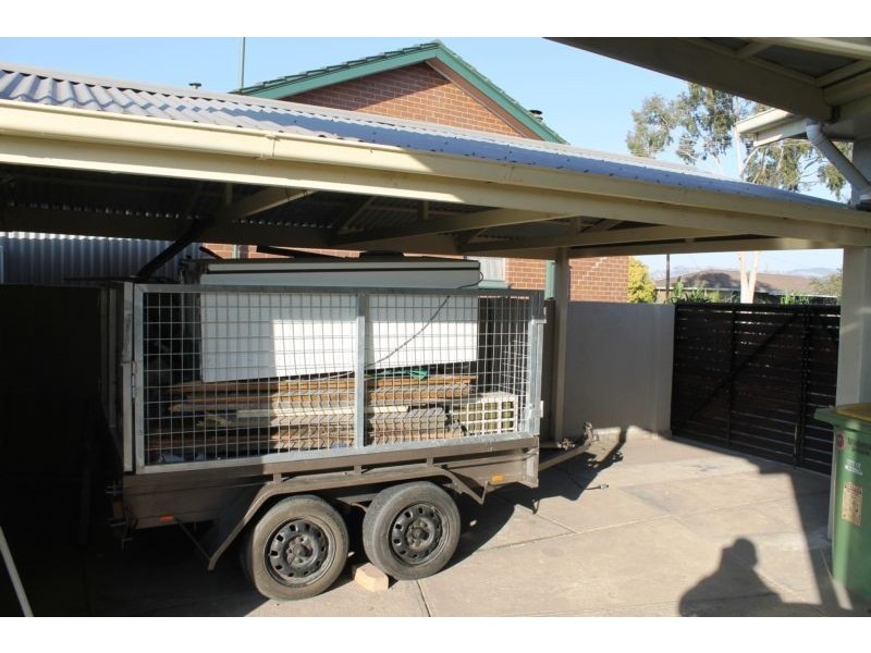 16 MELROSE DRIVE, Wodonga VIC 3690