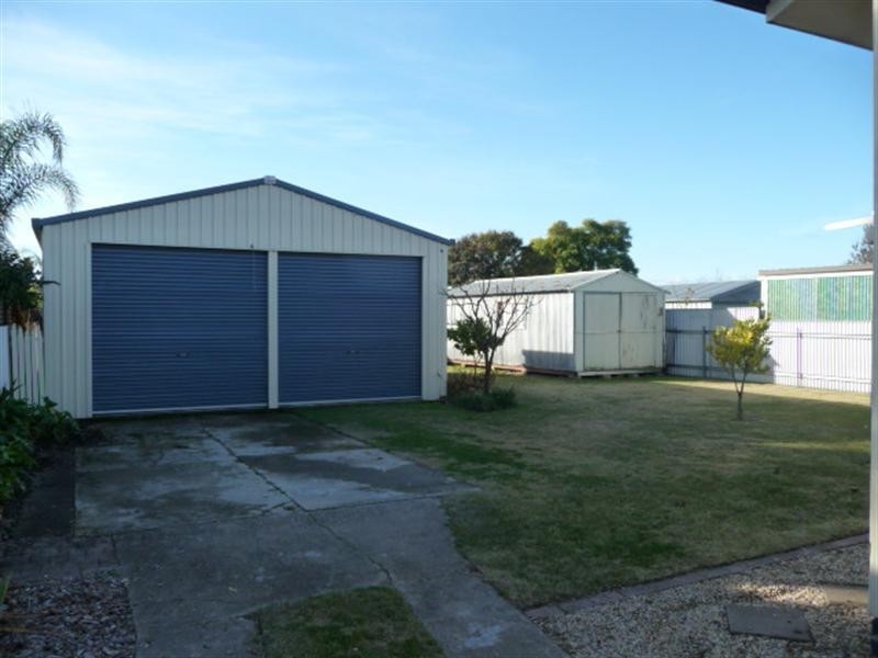 16 MARK STREET, Wodonga VIC 3690