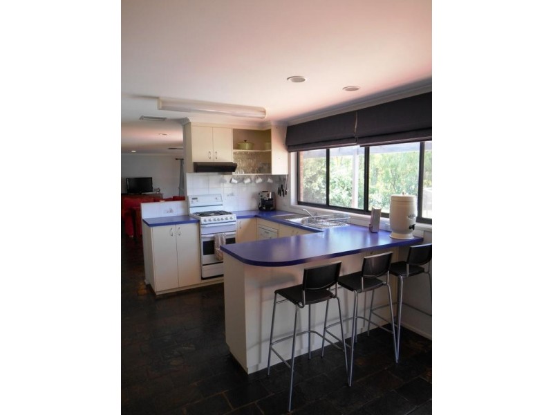 5 FLOWER PLACE, Wodonga VIC 3690