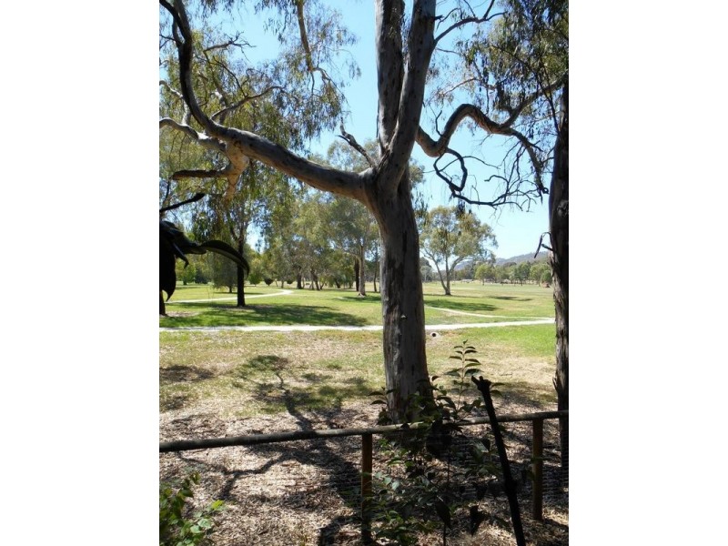 5 FLOWER PLACE, Wodonga VIC 3690