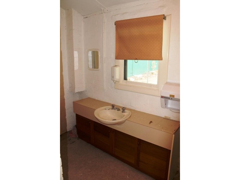 528 THURGOONA STREET, Albury NSW 2640