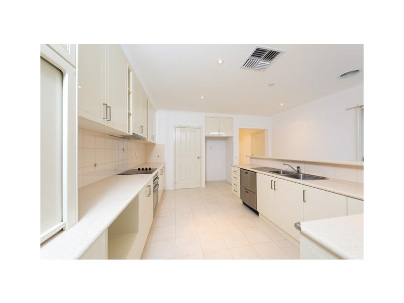 2 BIRKDALE TERRACE, Wodonga VIC 3690