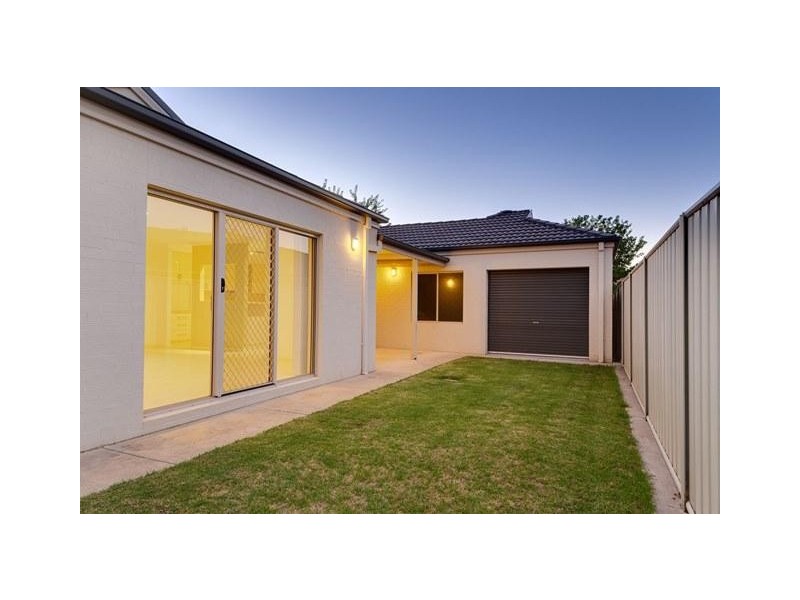 2 BIRKDALE TERRACE, Wodonga VIC 3690
