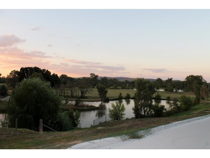 10 BANK STREET, Wodonga VIC 3690