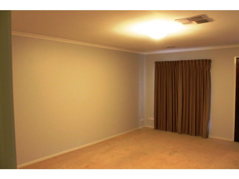 5 FUSSELL COURT, Wodonga VIC 3690