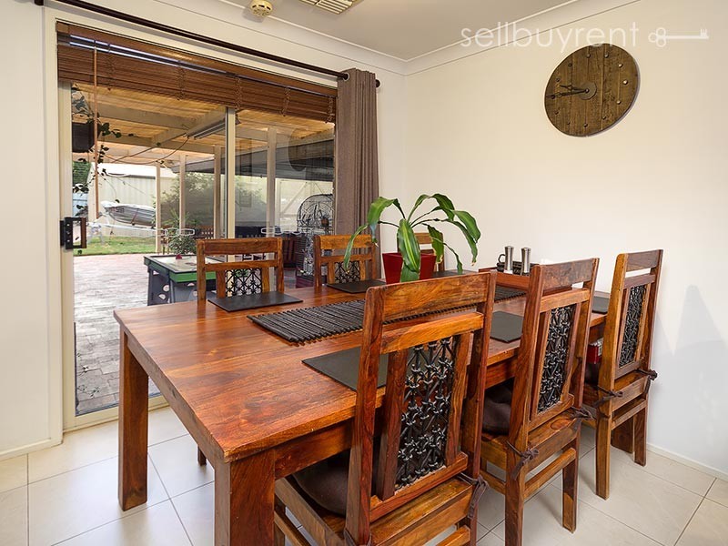 33 WARE AVENUE, Wodonga VIC 3690