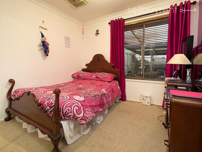 33 WARE AVENUE, Wodonga VIC 3690