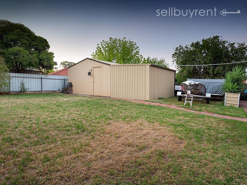 33 WARE AVENUE, Wodonga VIC 3690