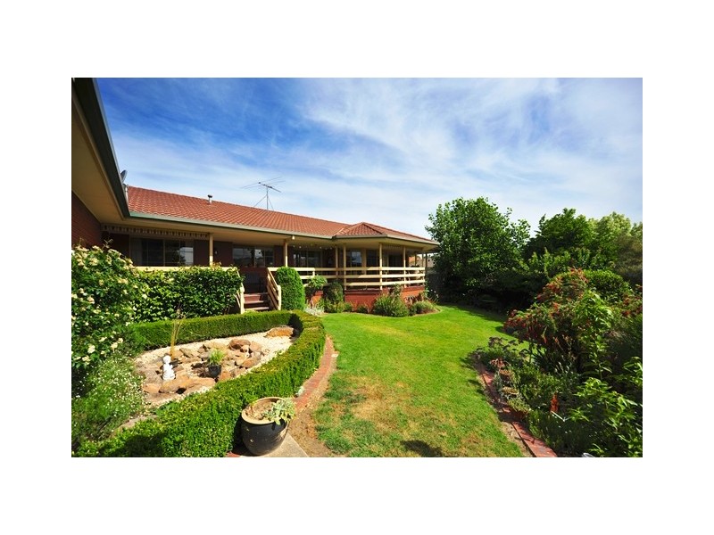49 SAN SOUCI DRIVE, Wodonga VIC 3690