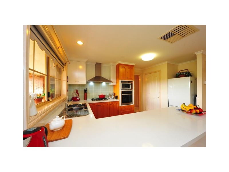 49 SAN SOUCI DRIVE, Wodonga VIC 3690