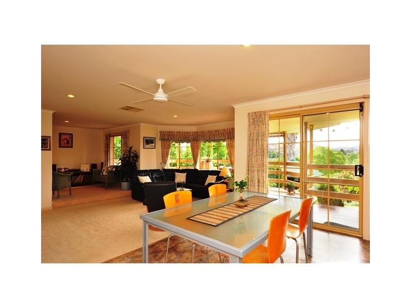 49 SAN SOUCI DRIVE, Wodonga VIC 3690