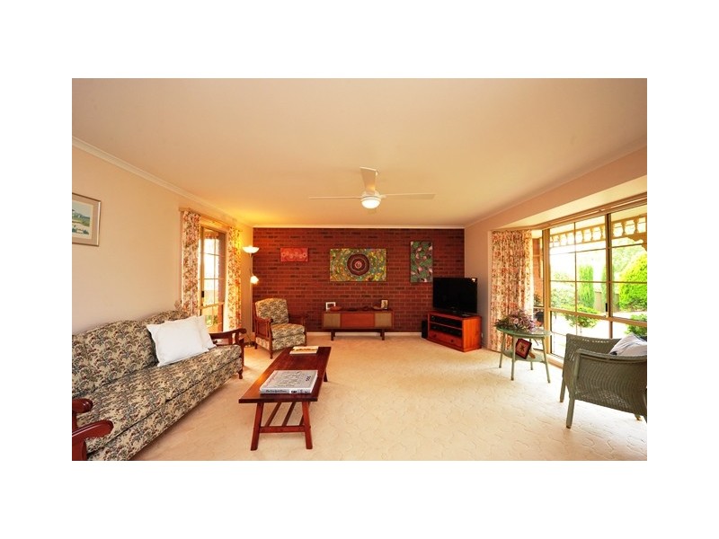 49 SAN SOUCI DRIVE, Wodonga VIC 3690