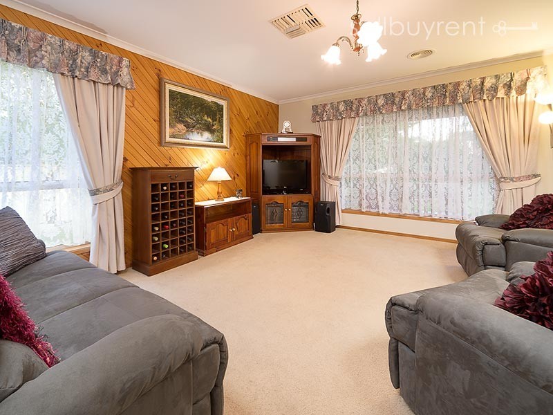 6 CLIFFORD COURT, Wodonga VIC 3690